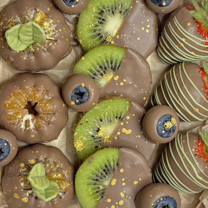 Маленький набор сочный микс в шоколаде